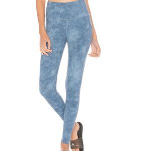 Alo Yoga High-Waist Airbrush Denim Acid Wash Legging
